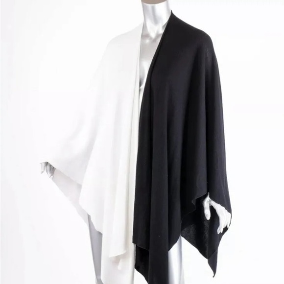 Donni Charm x the Zoe Report Wonder Cape Color Block Wrap OS - Picture 1 of 9